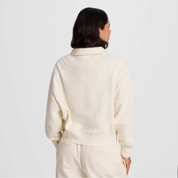 NWT champion Women's Cream Sweatshirt size M - Picture 2 of 6